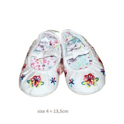 crock baby blanc avec fleur LE PETIT COCO